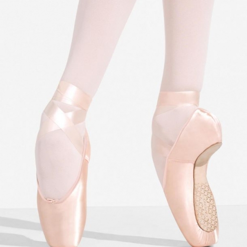 Capezio Developpe pointe shoes